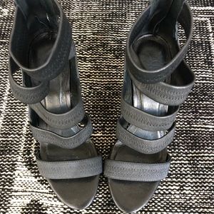 Joie Strappy  Black Sandal
